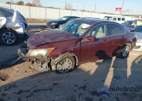 2011 Honda Accord 2.4 Lx z USA, uszkodzony, nr VIN 1HGCP2F31BA084124